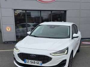 Location voiture compacte FORD FOCUS 5 places