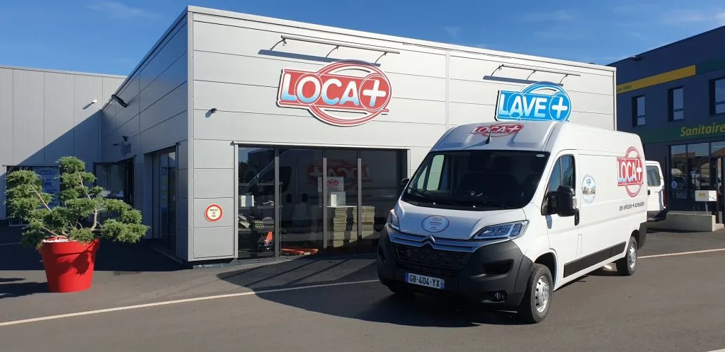 Loca + et Lave + Saint-Lô location voiture utilitaire