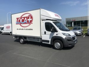 Location utilitaire camion haut sans hayon type Fiat Ducato 22m3 fourgon